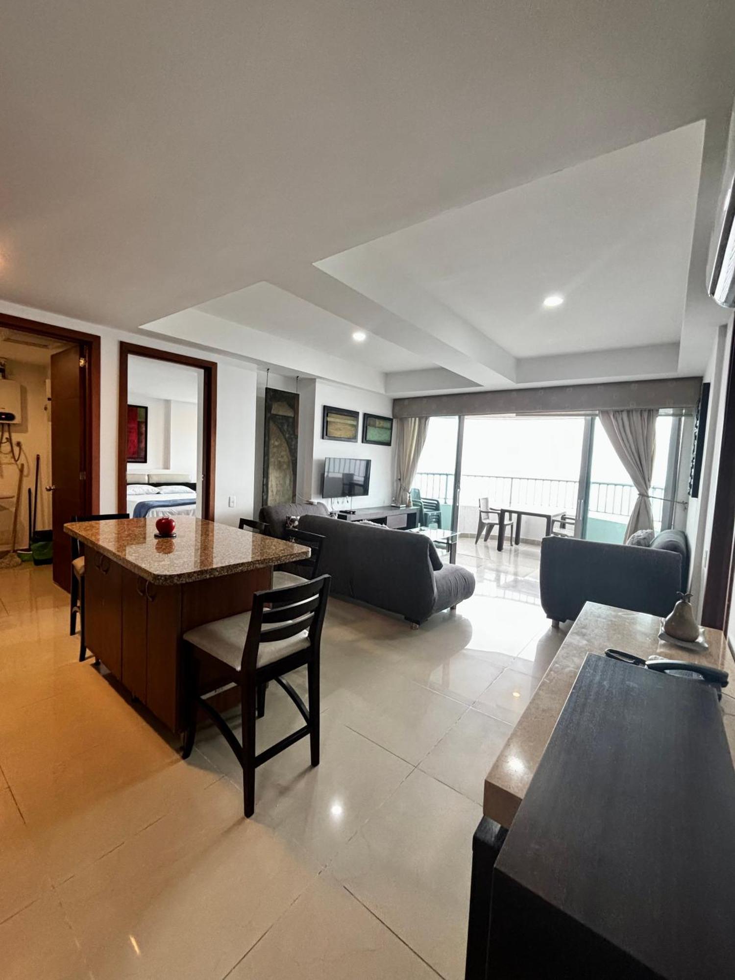 Paraiso En Bocagrande Con Vista Al Mar Cartagena