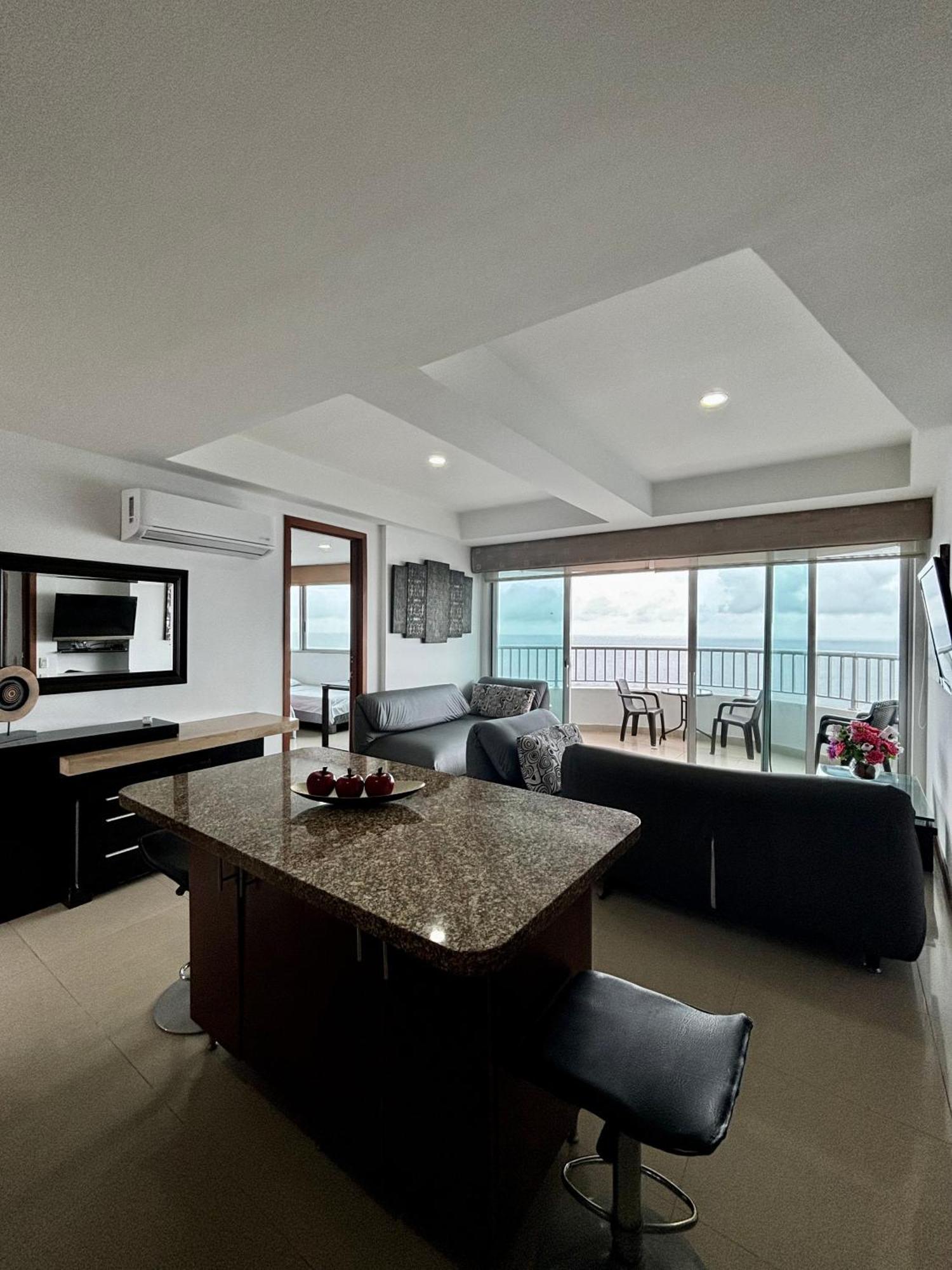 Paraiso En Bocagrande Con Vista Al Mar