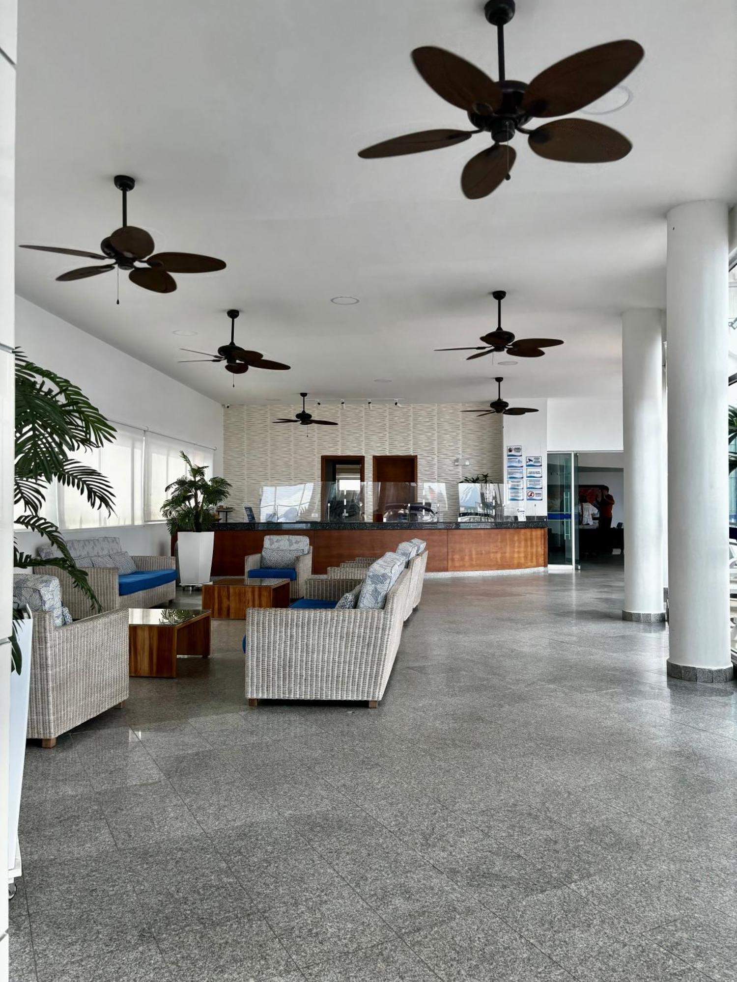 Paraiso En Bocagrande Con Vista Al Mar *