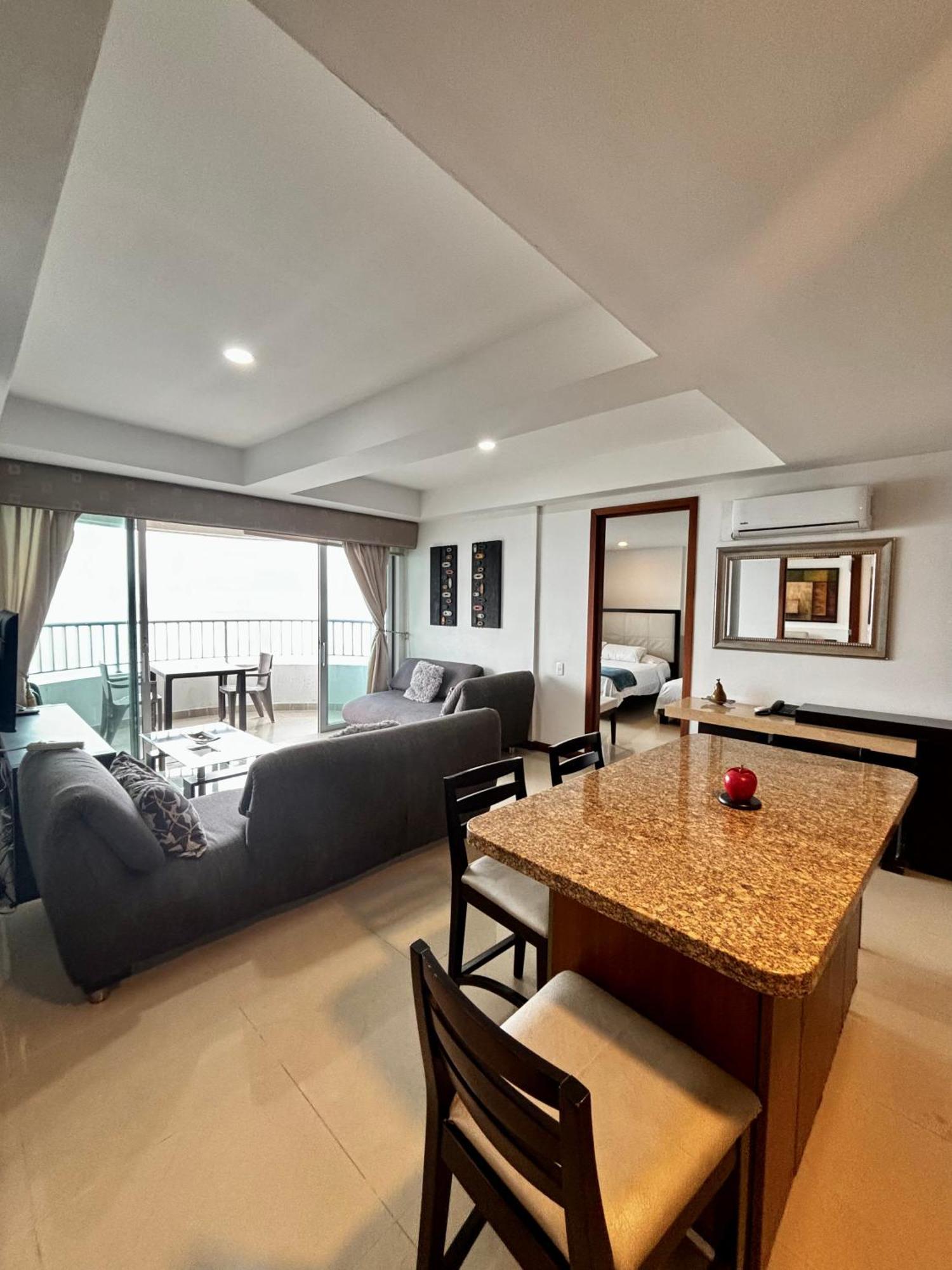 Paraiso En Bocagrande Con Vista Al Mar Cartagena