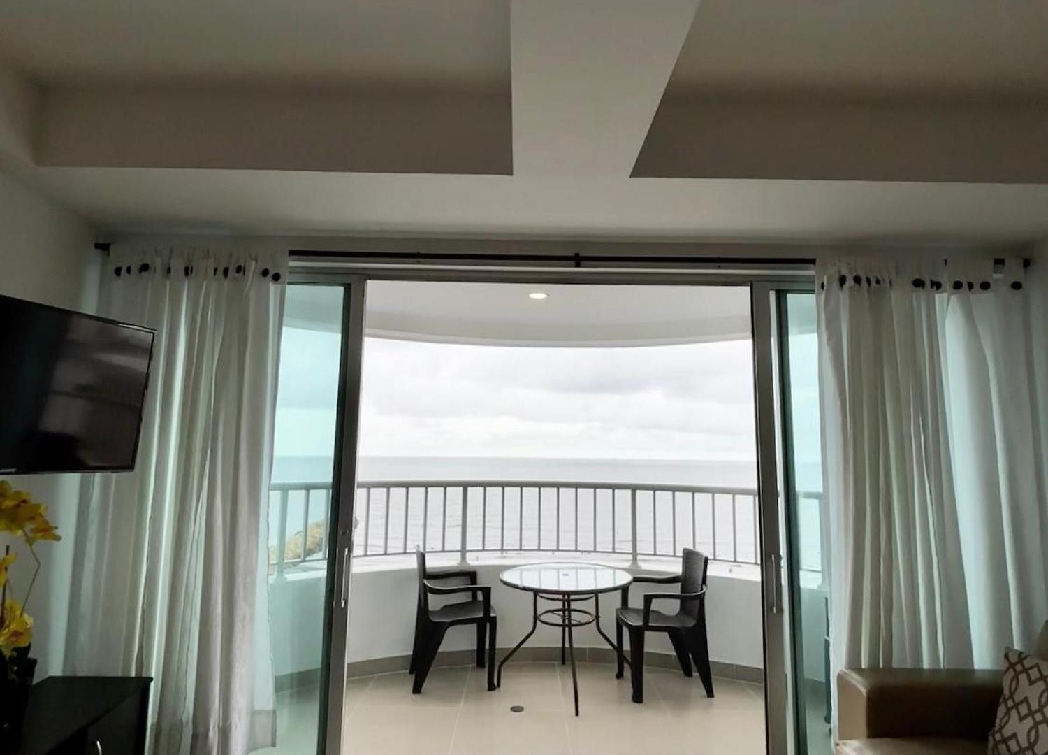 Apartamento Paraíso En Bocagrande Con Vista Al Mar *