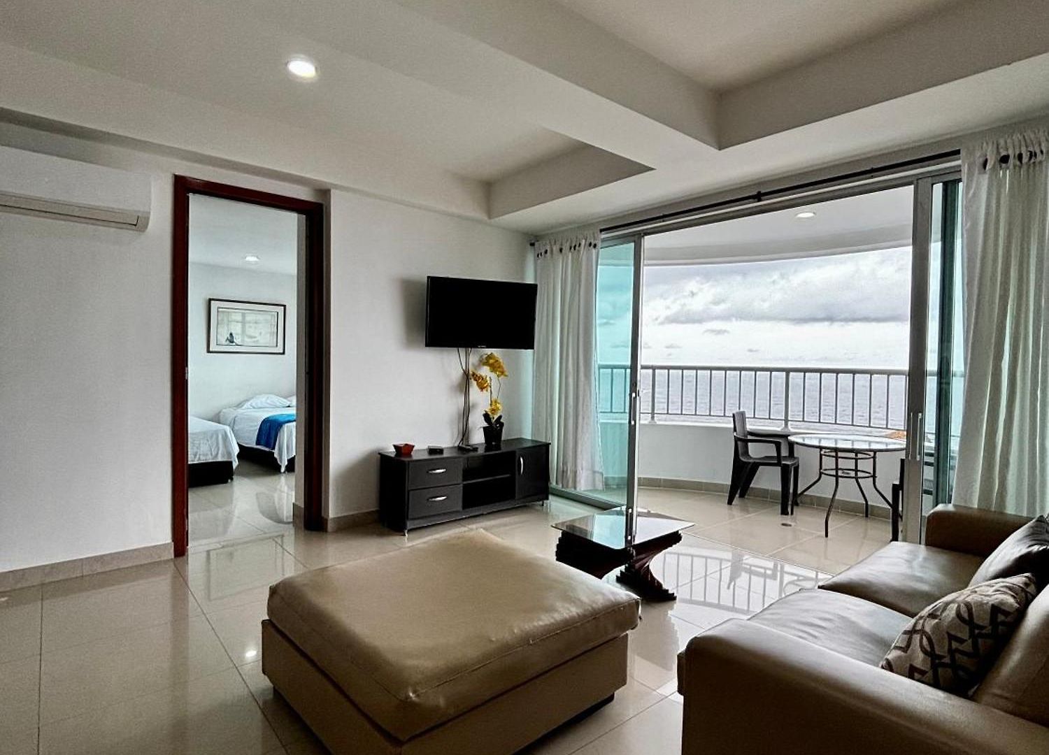 Apartamento Paraíso En Bocagrande Con Vista Al Mar