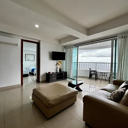 Apartamento Paraíso En Bocagrande Con Vista Al Mar